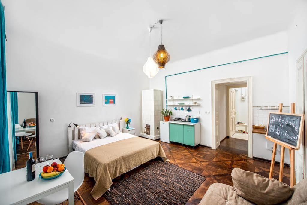 Apartament On Kostiushka 리비프 외부 사진