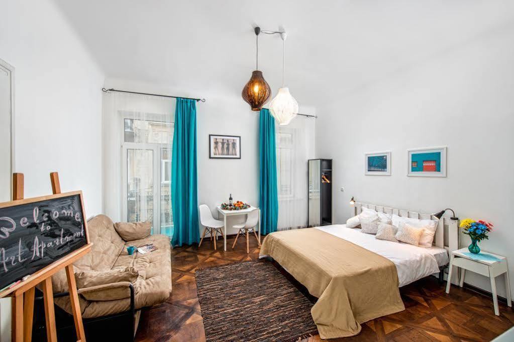 Apartament On Kostiushka 리비프 외부 사진